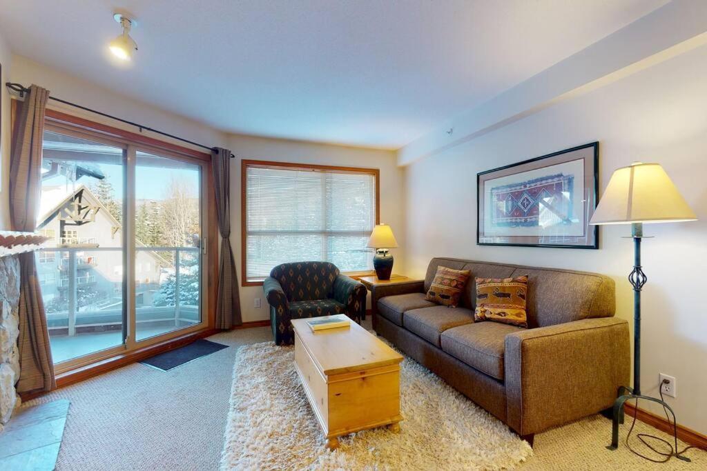 Aspens By Wb Vacation Rentals Whistler Exterior photo