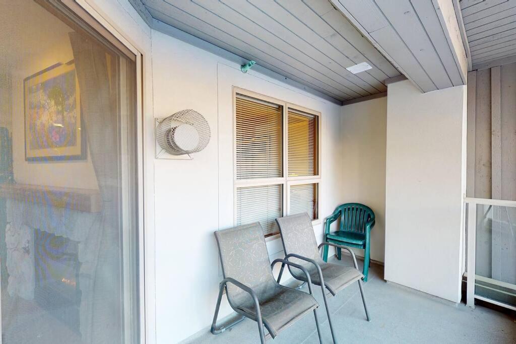 Aspens By Wb Vacation Rentals Whistler Exterior photo